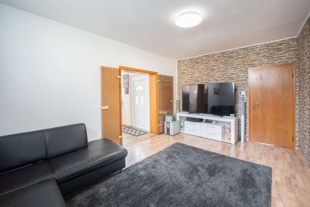 Immobilie in Bürstadt - Zweifamilienhaus in zentraler Lage  - Bild 3