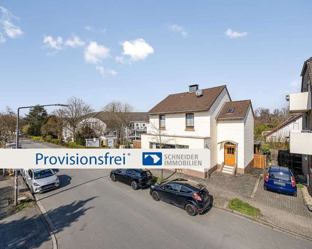 Immobilie in Ratingen - Freistehendes Ein-/Zweifamilienhaus in Ratingen-Ost - Bild 0