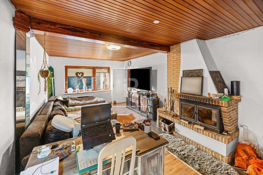 Immobilie in Aukrug - Mehrgenerationenhaus mit Einliegerwohnung – 153 m² Wohnfläche auf großzügigem Grundstück - Bild 3