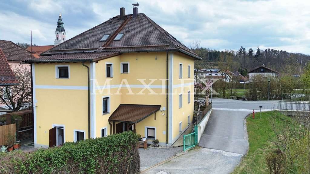 Immobilie in Aldersbach - Kapitalanlage: Gepflegtes 3-Familienhaus mit ca. 5,12 % Rendite - Bild 1