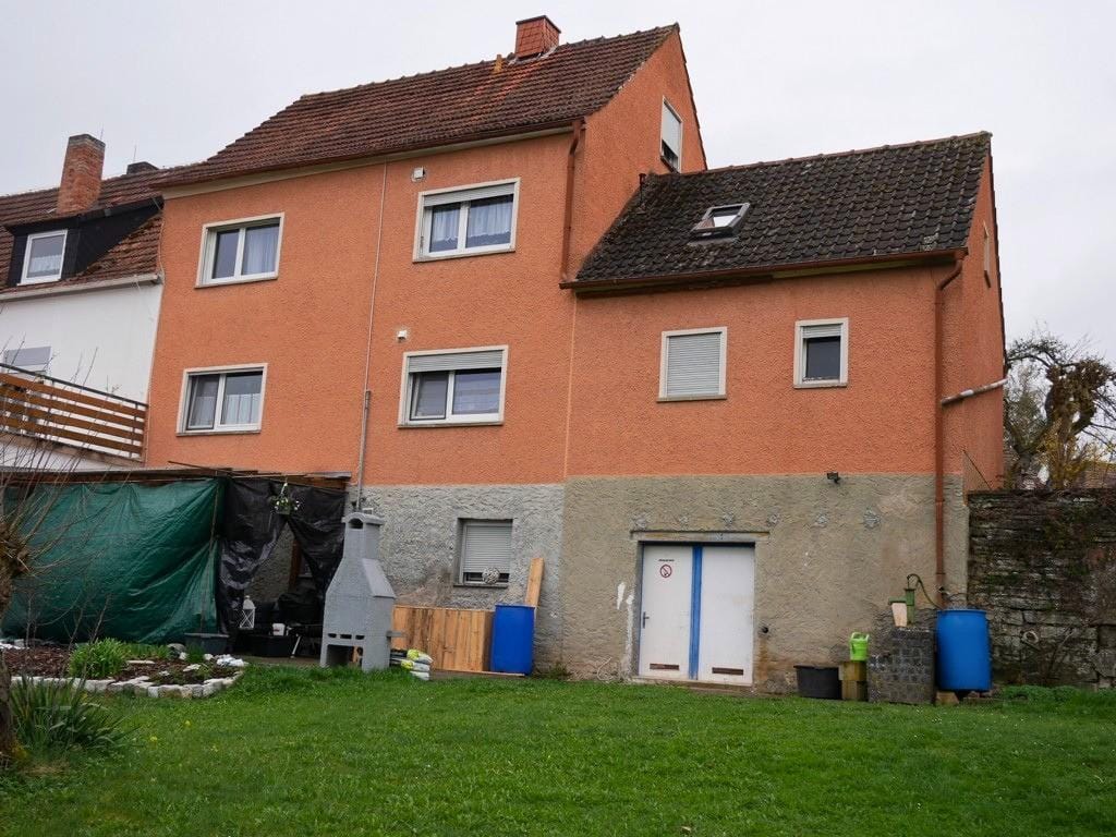 Immobilie in Maßbach - Einfamilienhaus freistehend in Poppenlauer (Maßbach) - Bild 0