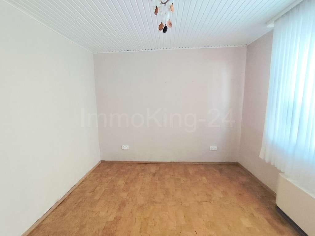 Immobilie in Warburg - MODERNISIERTES EINFAMILIENHAUS IN GUTER LAGE VON WARBURG!  - Bild 2