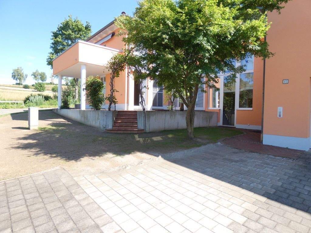 Immobilie in Hohenwart - Top 4 Zi.- Erdgeschoßwohnung mit Terrassen, sehr ruhige Lage - Bild 2