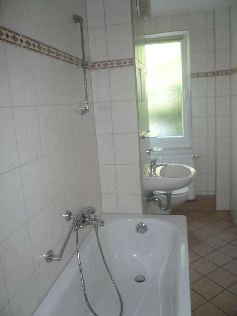 Immobilie in Schönheide - schön geschnittene Eigentumswohnung in sonniger, grüner Umgebung - Bild 4