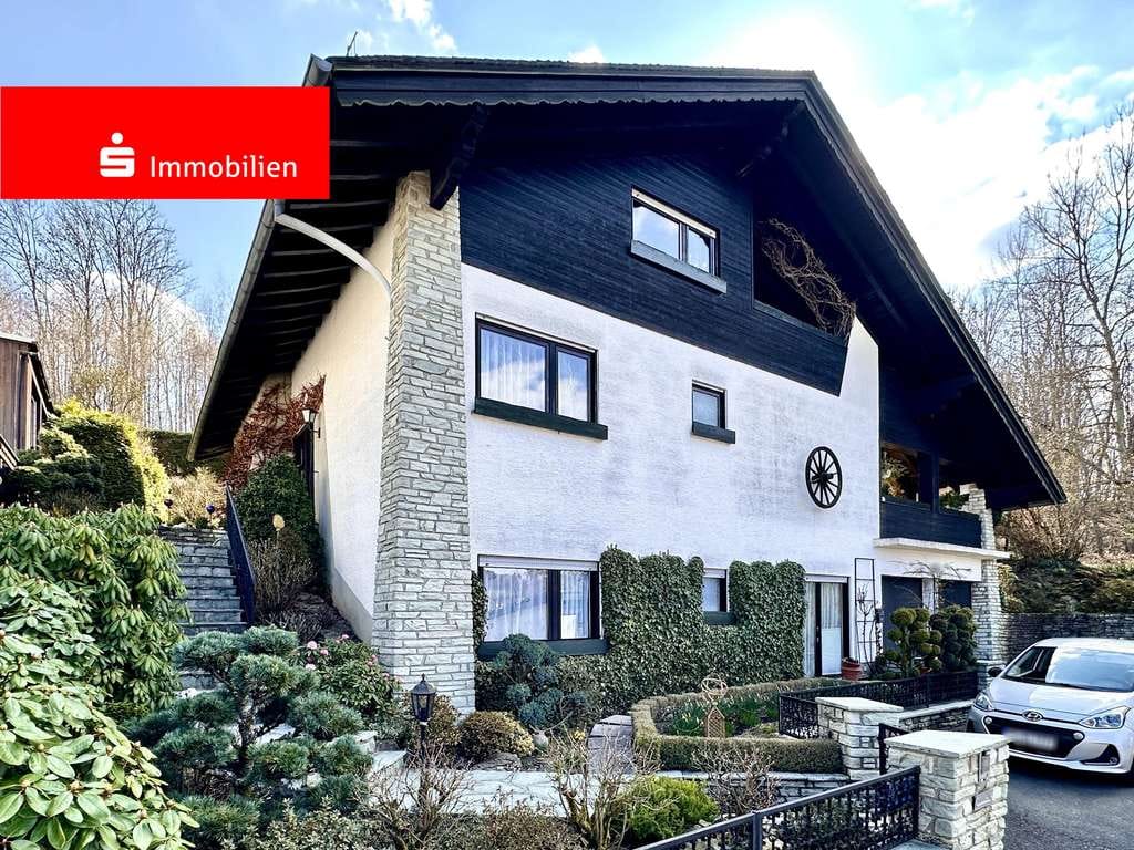 Immobilie in Weilrod - Leben im ruhigen Grünen - Einfamilienhaus in Weilrod  - Bild 0