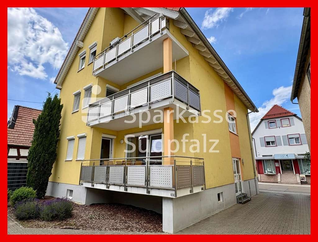 Immobilie in Hatzenbühl - Moderne Eigentumswohnung im gepflegten Dreifamilienhaus - Bild 0