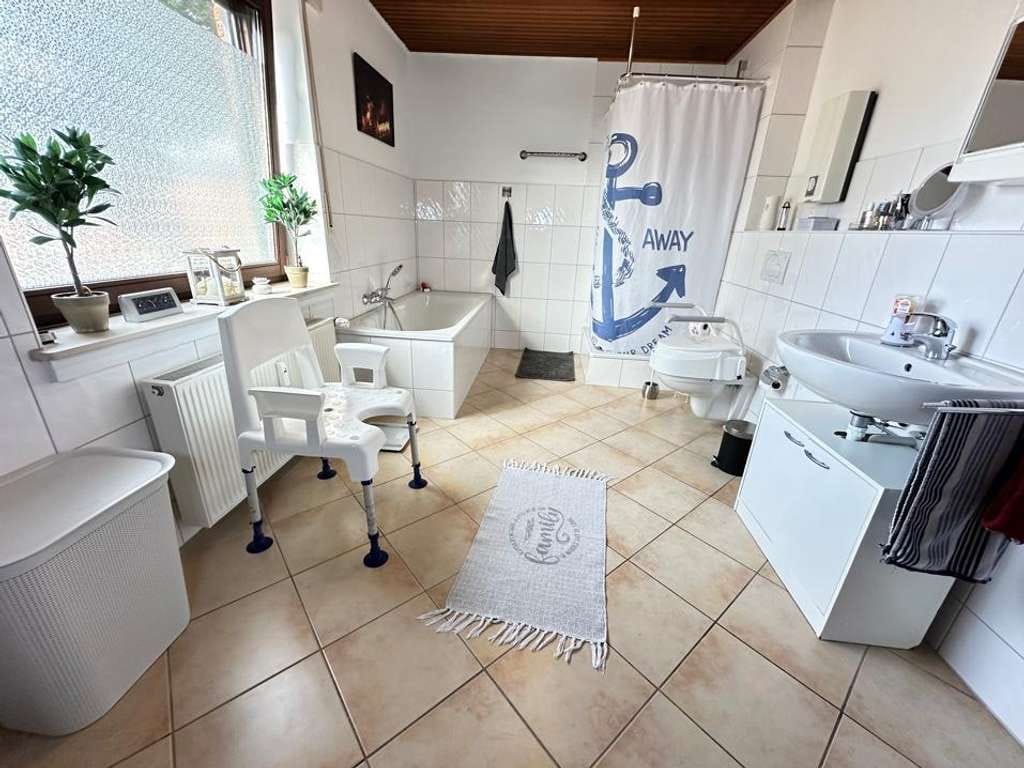 Immobilie in Kleve - Vollvermietetes Mehrfamilienhaus in Kleve, 3 Einheiten, ca. 5,3 % Rendite, provisionsfrei - Bild 3