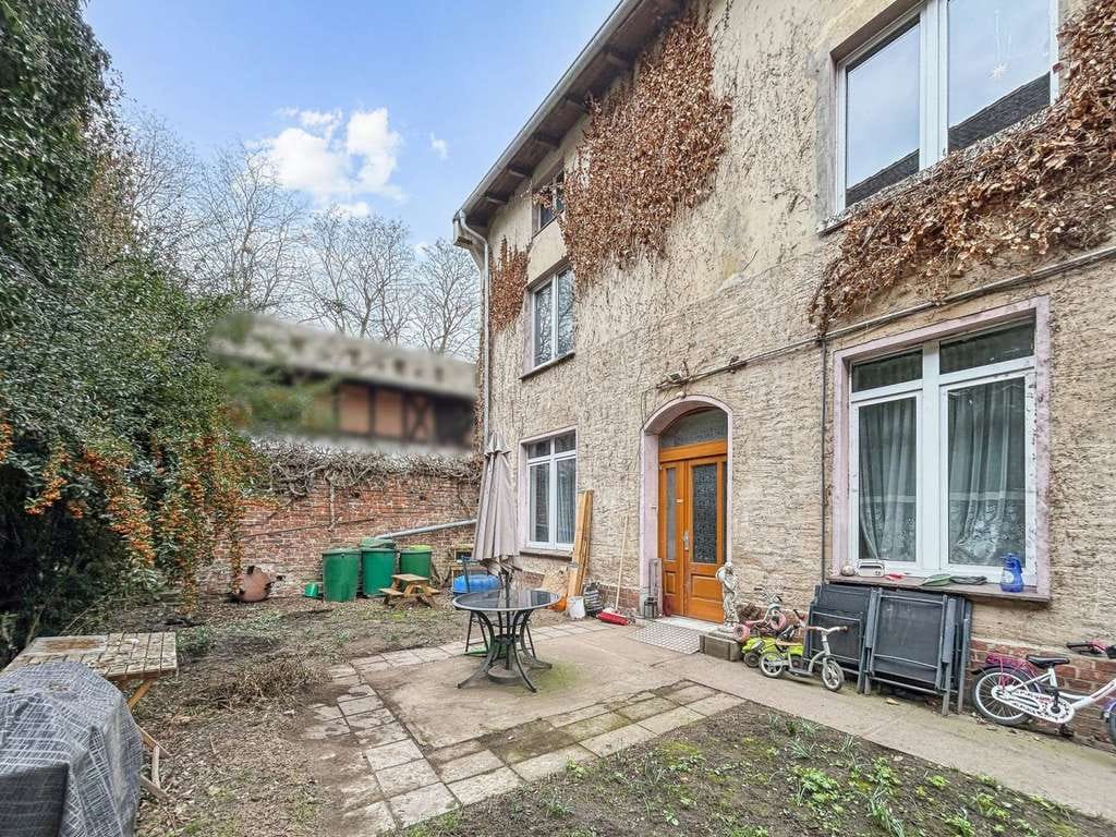 Immobilie in Aschersleben - Geräumige 5-Zimmer-Eigentumswohnung mit Entwicklungspotenzial in Aschersleben - Bild 1