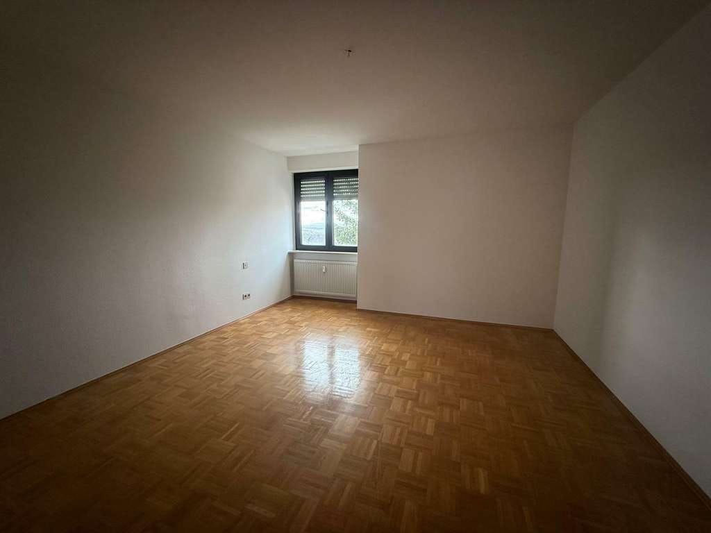 Immobilie in Ober-Olm - Großzügige 3 ZKBB-Wohnung in Ober-Olm mit schöner Aussicht - Bild 5
