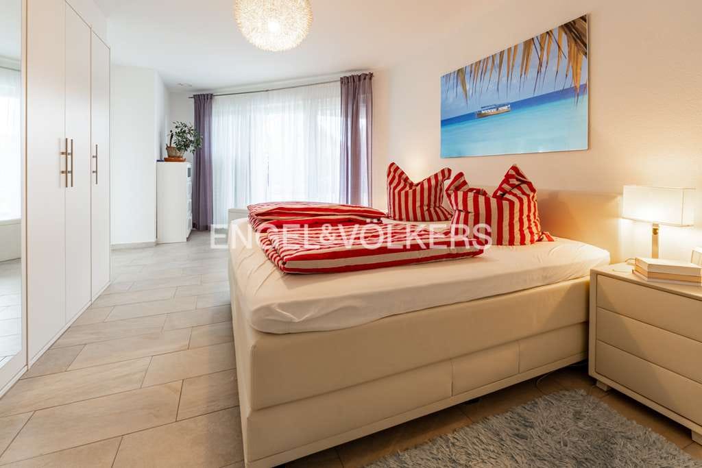 Immobilie in Esterwegen - Familienfreundlicher Bungalow mit Terrassen, Gartenblick & viel Platz - Bild 4