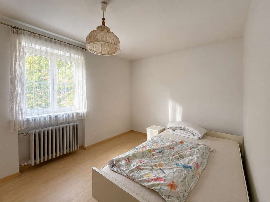 Immobilie in Berchtesgaden - Vielseitiges Wohn- und Geschäftshaus – Gewerbe, Wohnen & 8 Garagen - Bild 3