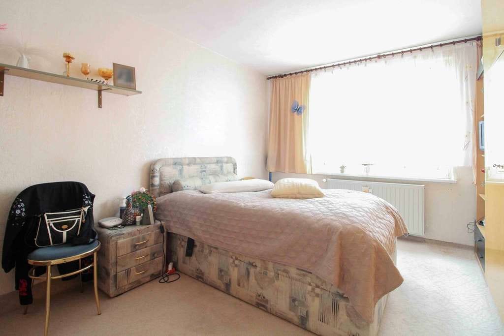 Immobilie in Hohe Börde - 2-Zimmer-Erdgeschosswohnung in Niederndodeleben mit PKW-Stellplatz - Bild 1