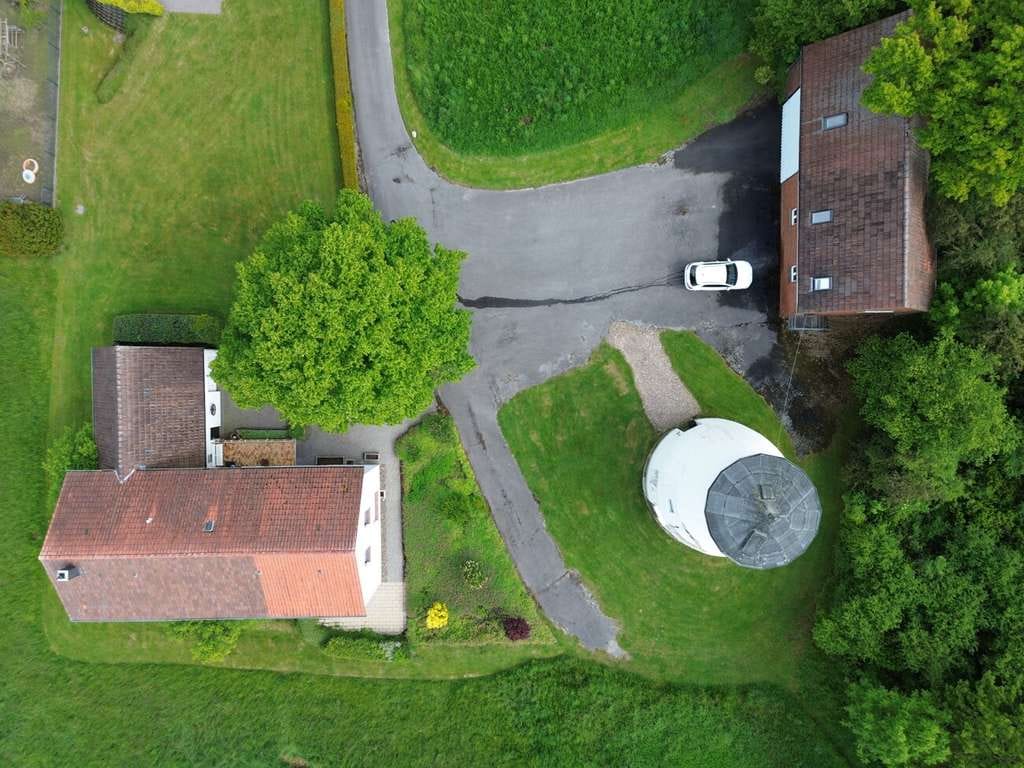 Immobilie in Bad Oeynhausen - Charmantes Ein- bis Zweifamilienhaus mit Lagerflächen & vielseitigem Entwicklungspotenzial - Bild 3