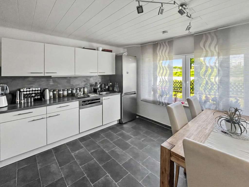 Immobilie in Eggolsheim - Ein Einfamilienhaus mit Einliegerwohnungen voller Möglichkeiten – Zuhause gestalten in Eggolsheim - Bild 4