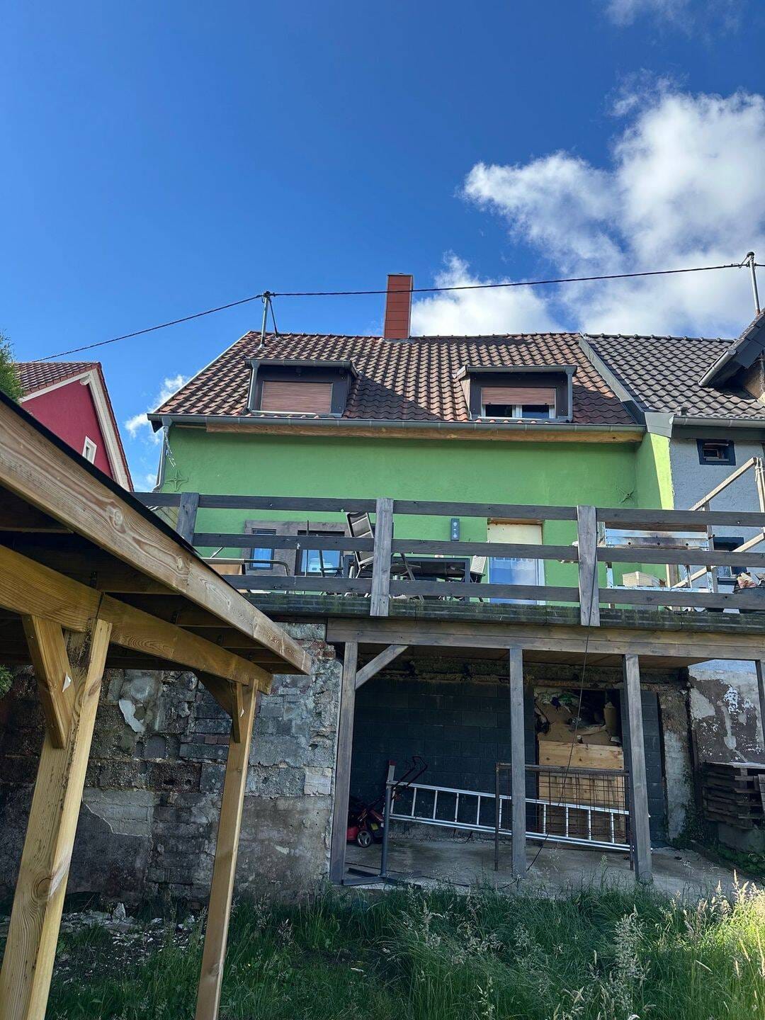 Immobilie in Schiffweiler -  Wannemacher Immobilien **** Einfamilienhaus in einer zentralen Lage von Schiffweiler-Heiligenwald **** - Bild 1