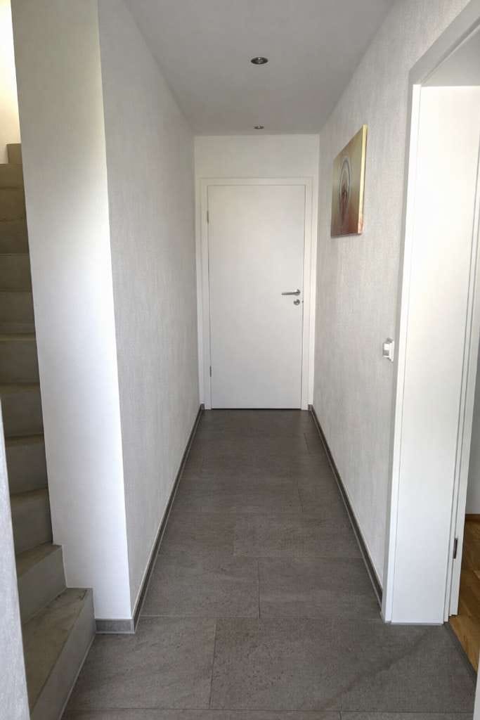 Immobilie in Buch am Erlbach - Ruhiges Wohnen mit hohen Standard - Neuwertige Doppelhaushälfte mit Doppelgarage - Bild 4