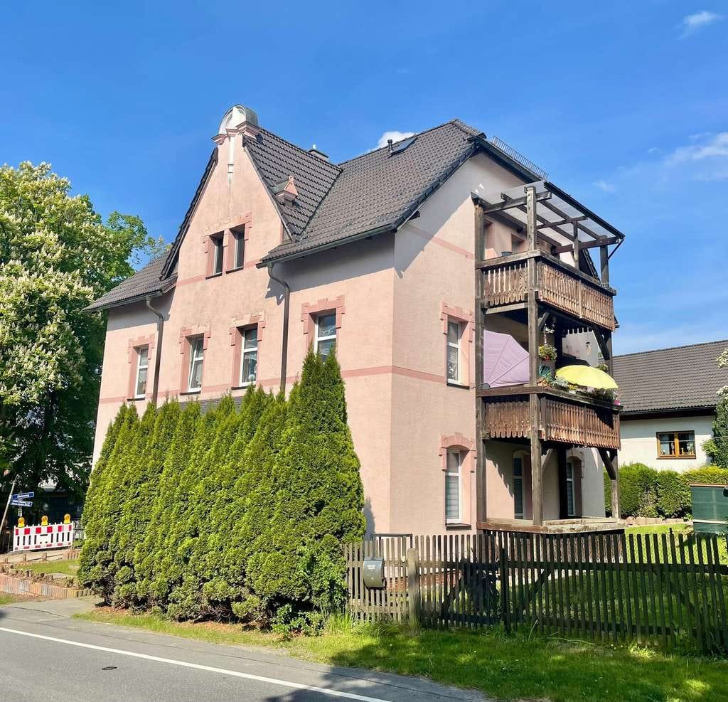 Immobilie in Zwönitz - Attraktives Mehrfamilienhaus in zentraler Lage von Zwönitz - Bild 0