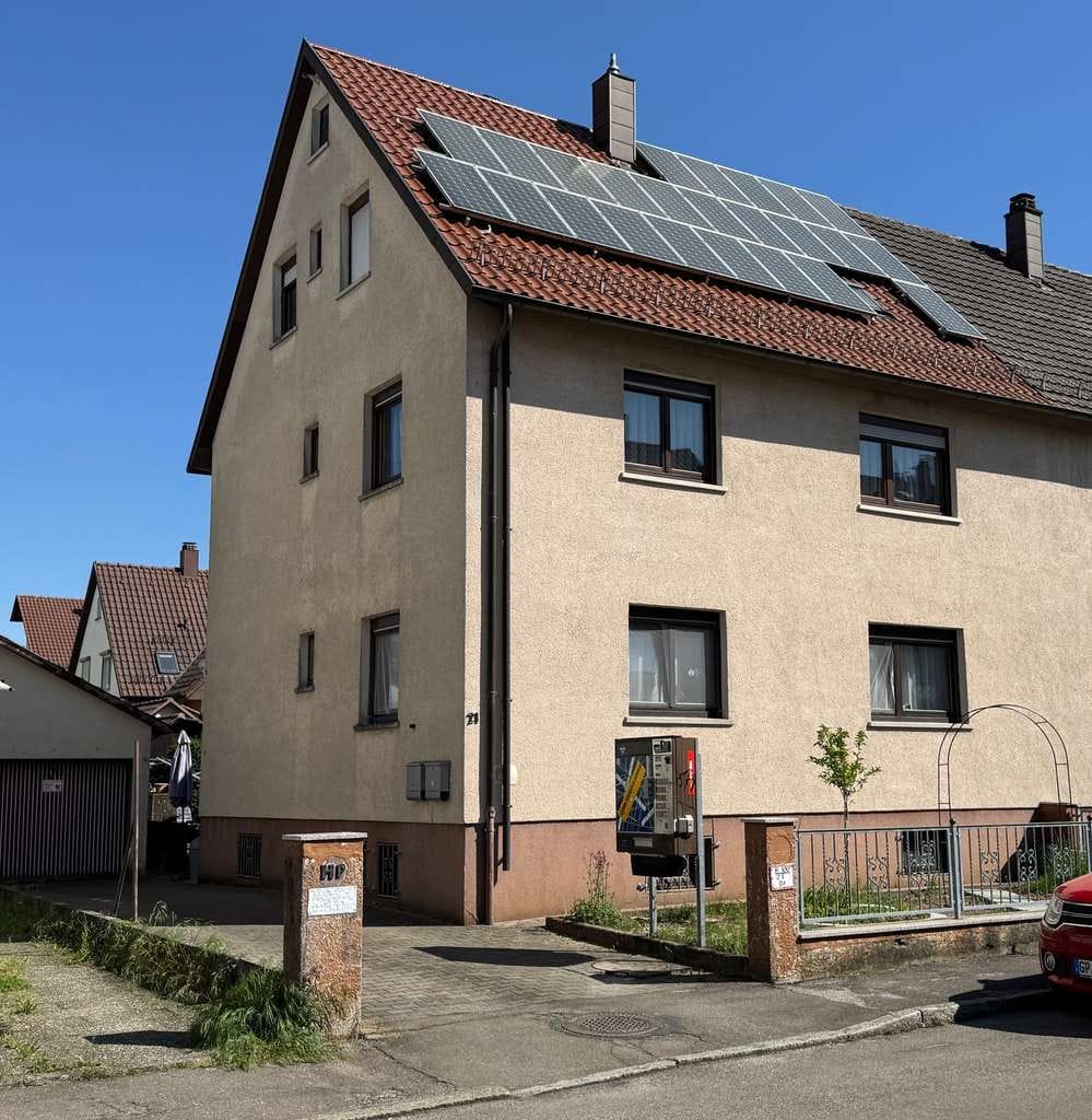 Immobilie in Salach - Zweifamilien-Doppelhaushälfte mit Garten in ruhiger Wohnlage! - Bild 0