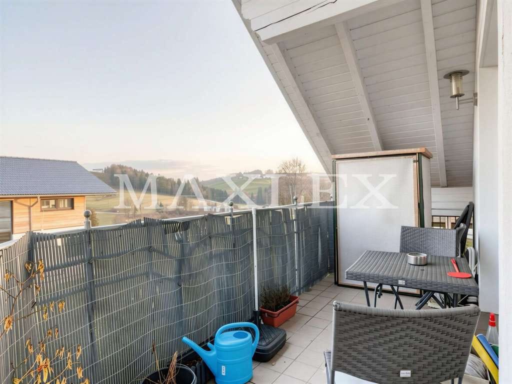 Immobilie in Röhrnbach - 3-Zimmer-Dachgeschosswohnung mit Balkon - Bild 1