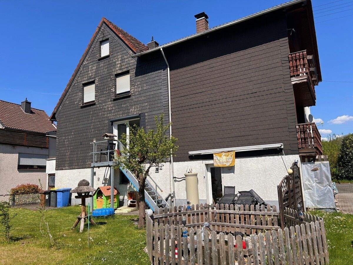 Immobilie in Niederfischbach - Zwei-Fam.-Haus in Niederfischbach Ideal auch als Renditeobjekt - Bild 4