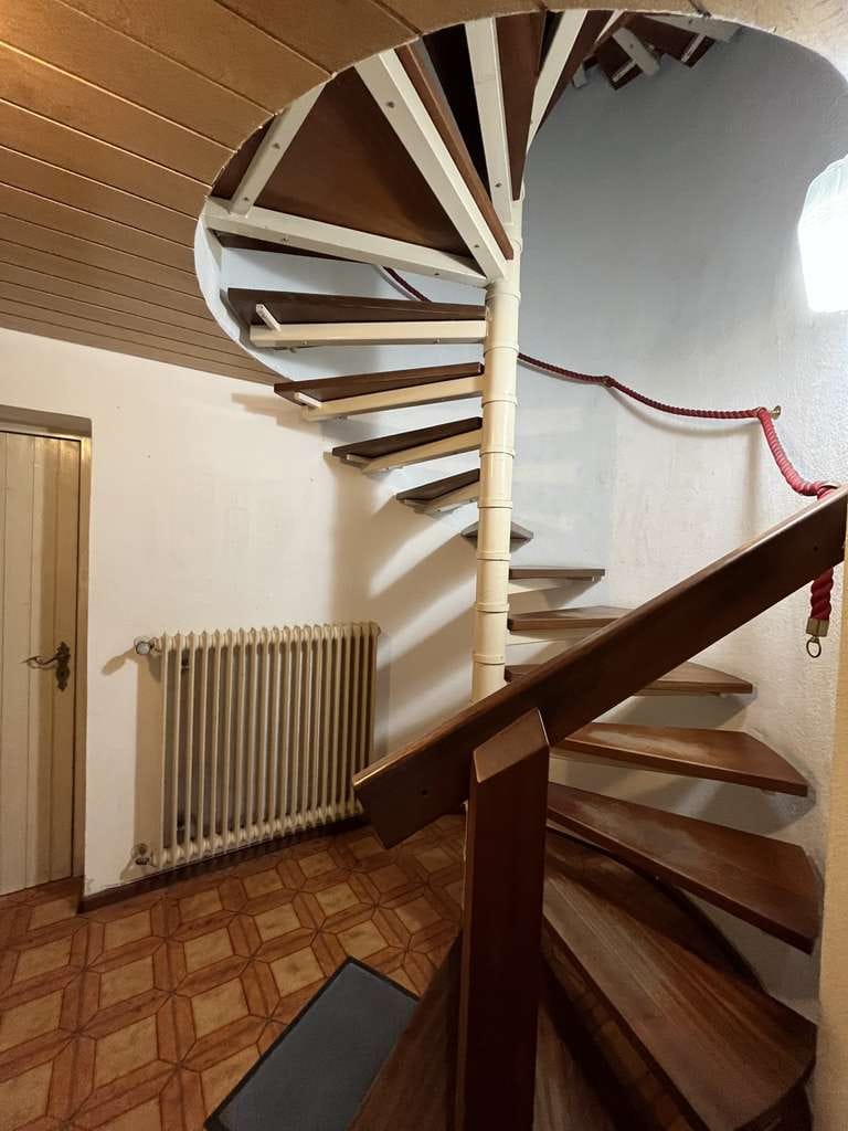 Immobilie in Gechingen - Gechingen: 3,5 ZW über 3 Etagen im Reihenendhaus - Bild 3