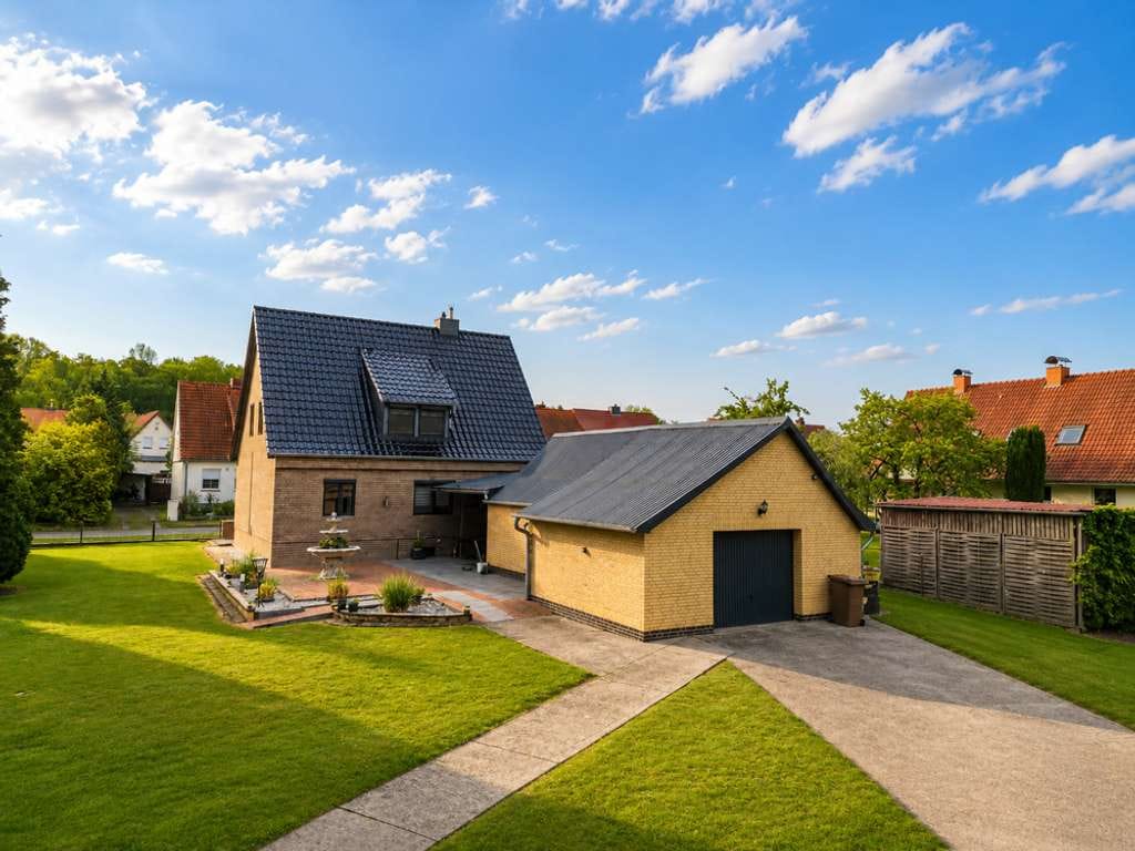 Immobilie in Barnstorf - Wohnen mit Zukunft: Modernisiertes Einfamilienhaus mit postiver Bauvoranfrage in Barnsdorf! - Bild 2