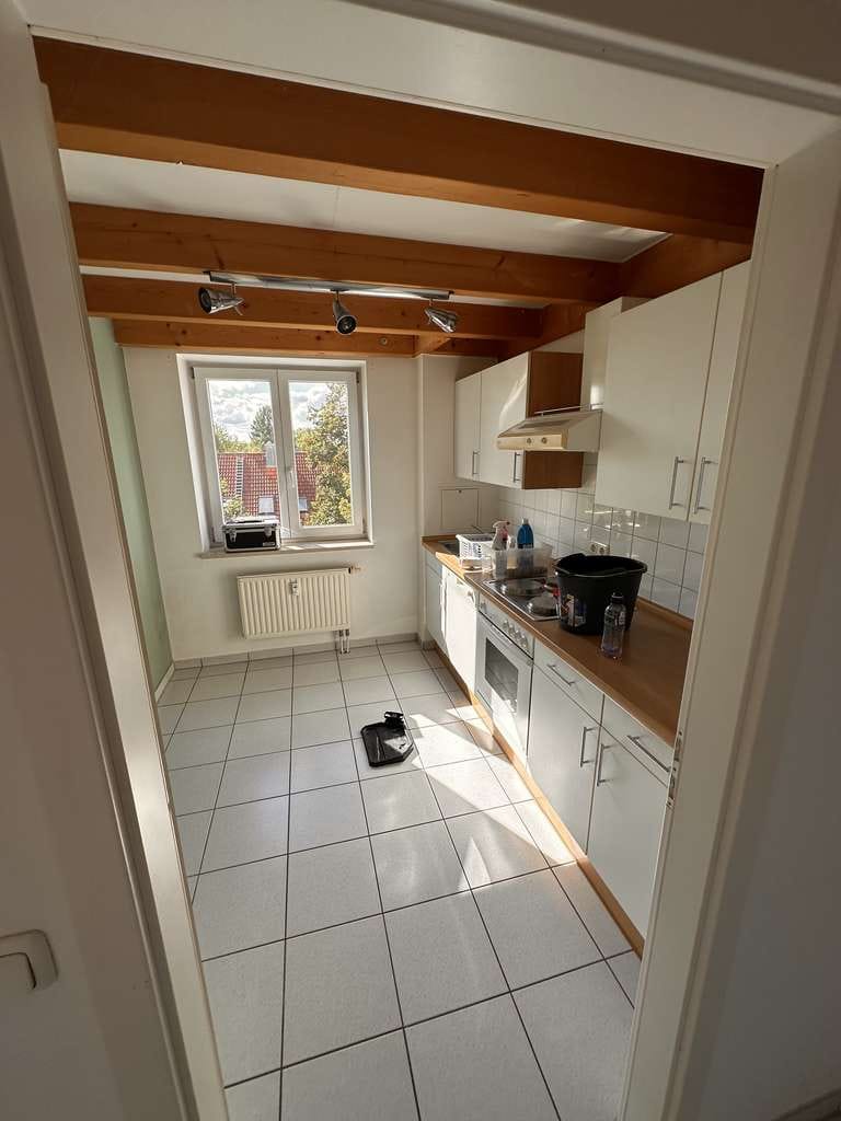Immobilie in Feldkirchen - PROVISIONSFREI - Wohnen mit Charme und Potenzial – Dachgeschosswohnung mit Galerie in Feldkirchen - Bild 4