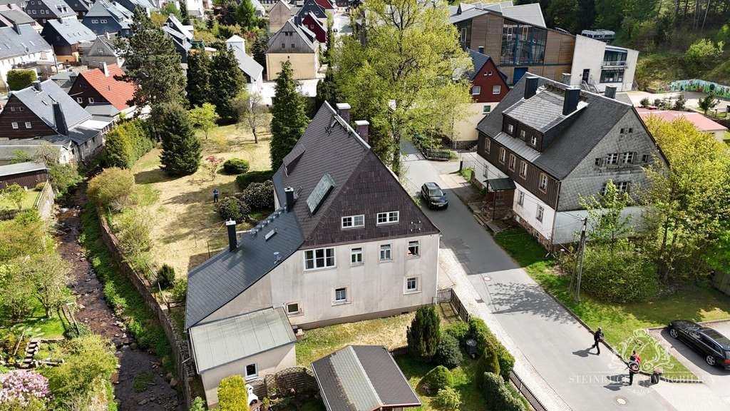Immobilie in Altenberg - Zeitzeugnis mit Seele - historisches Anwesen auf weitläufigem Grund in Geising - Bild 1