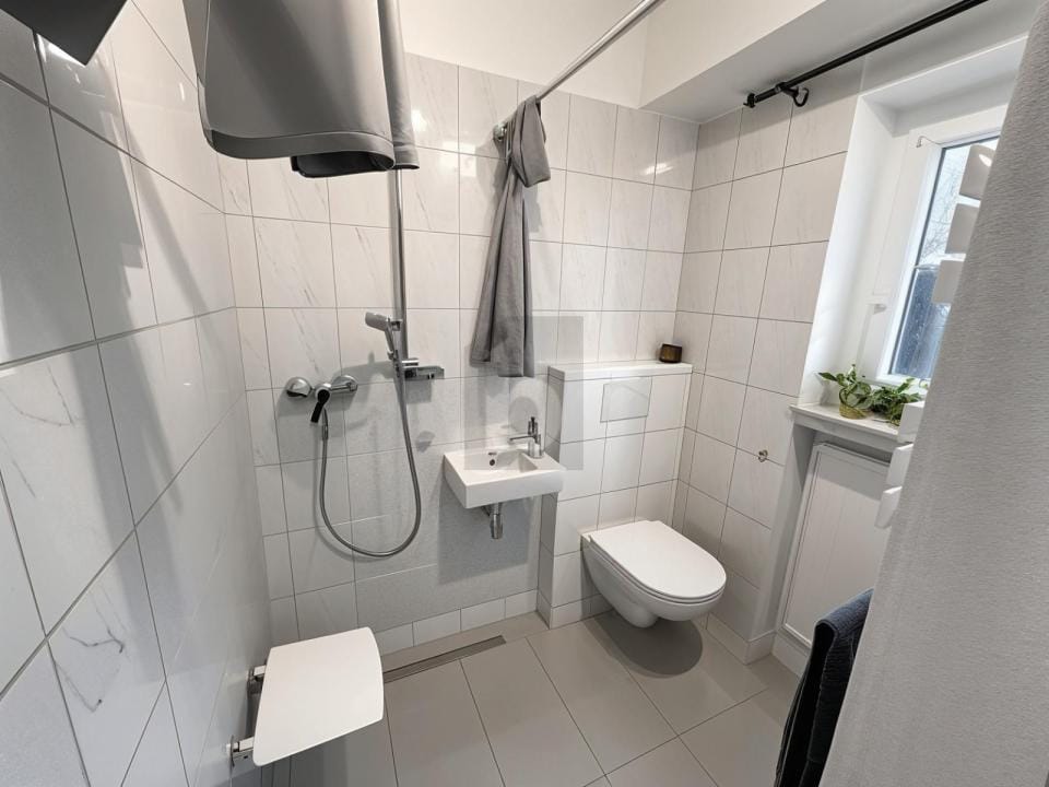 Immobilie in Kiefersfelden - ZUHAUSE MIT DACHREFUGIUM & SONNENTERRASSE - Bild 4