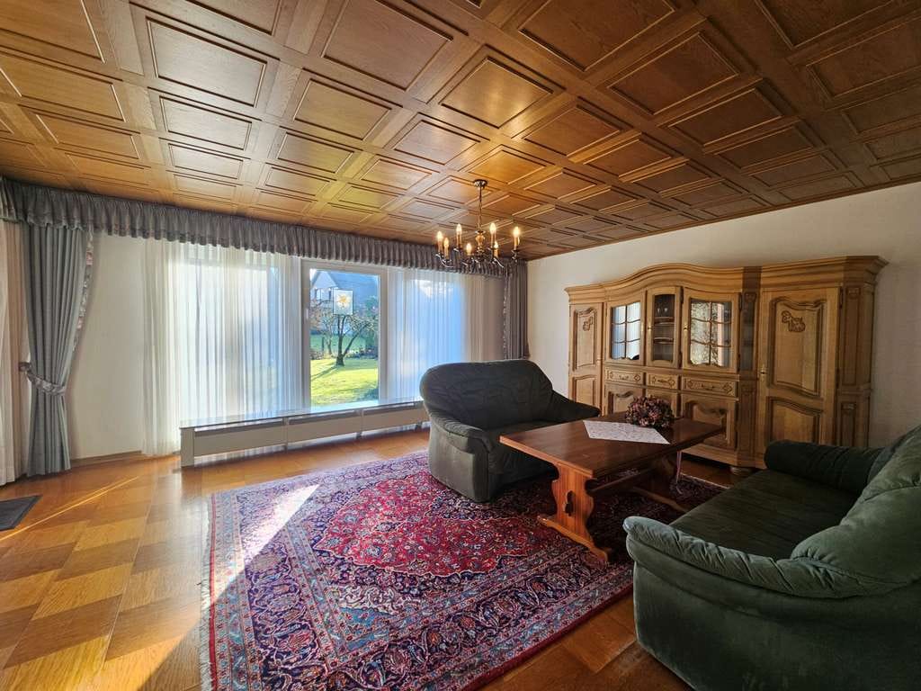Immobilie in Ennigerloh - Sanierungsbedürftiger Bungalow mit Garage in Ennigerloh-Westkirchen - Bild 1