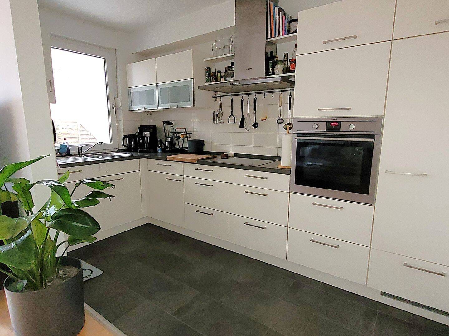 Immobilie in Spardorf - Jetzt kaufen – später einziehen! Bestens vermietete 4-Zimmer-Maisonette-ETW mit kleinem Garten in feiner Wohnlage von Uttenreuth - Bild 3