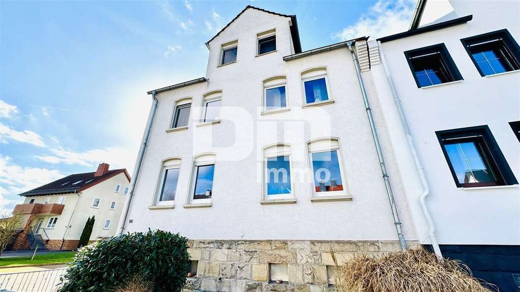 Immobilie in Niestetal - Ein bis Zweifamilienhaus mit 2 Terrassen, Garage und angelegtem Gartenbereich - Bild 0