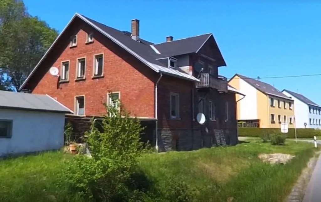 Immobilie in Muldenhammer - MIETKAUF MÖGLICH! Gut vermietetes Mehrfamilienhaus in Muldenhammer - Bild 0