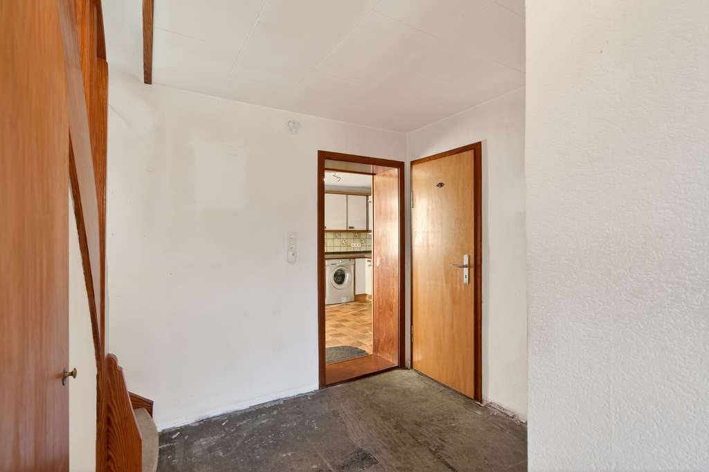 Immobilie in Mittelangeln - Charmantes Sanierungsprojekt mit großem Grundstück – Einfamilienhaus mit viel Potenzial - Bild 3