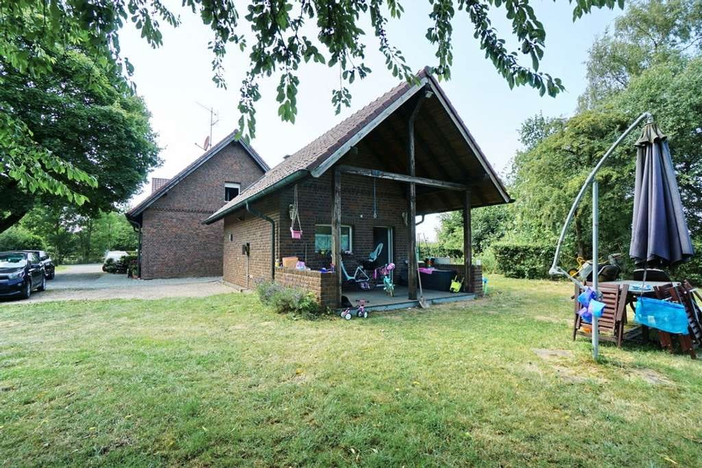 Immobilie in Alpen - Alpen-Menzelen: Zweifamilienhaus mit Geschichte  - Bild 2