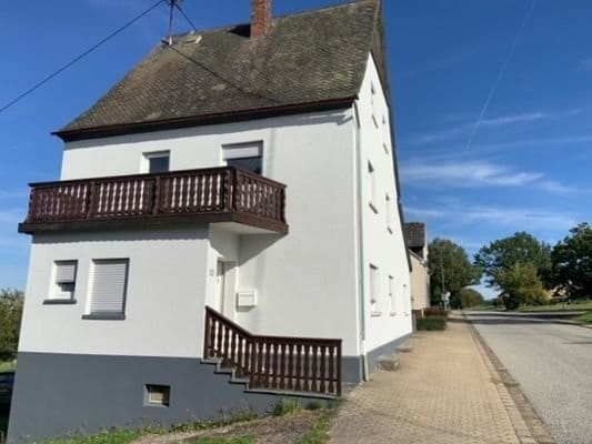 Immobilie in Mittelstrimmig - Tolle Gelegenheit! 2022 modernisiertes Wohnhaus mit Werkstatt, Garage und Garten in Mittelstrimmig - Bild 0