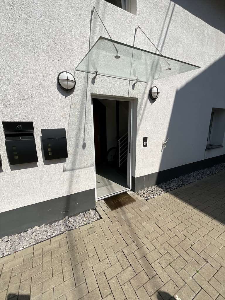 Immobilie in Dernbach (Westerwald) - Solide vermietet: Modernisiertes 4-Parteien-Mehrfamilienhaus in guter Wohnlage,nach WEG aufgeteilt! - Bild 3