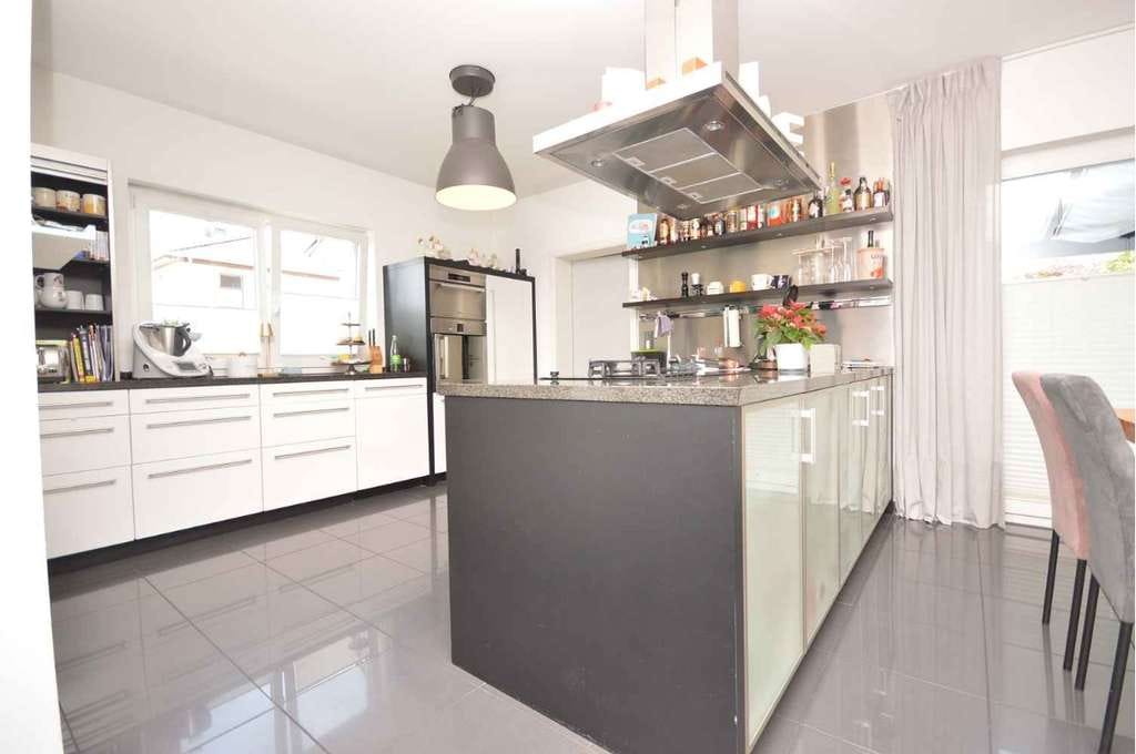 Immobilie in Tappenbeck - Exklusives, modernes Einfamilienhaus mit hochwertiger Ausstattung in ruhiger Toplage nahe Wolfsburg. - Bild 3