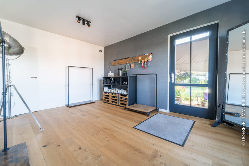Immobilie in Plau am See - PREISREDUZIERUNG Plau am See | Modernisiertes Einfamilienhaus mit schönem Garten - Bild 1