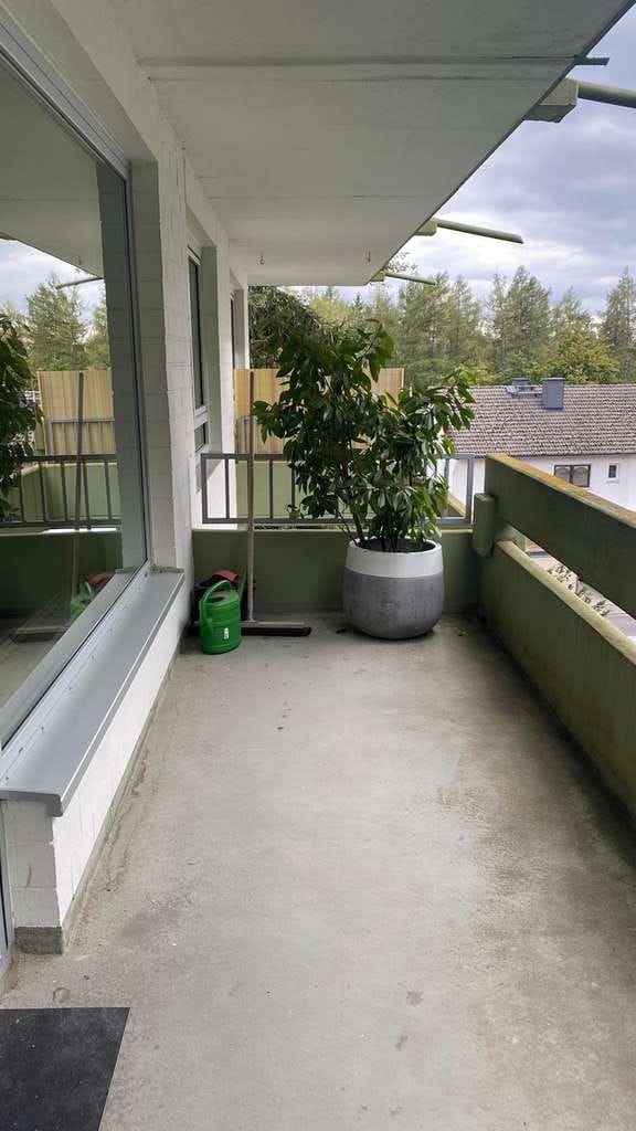 Immobilie in Königstein - Sehr gepflegte  1-Zimmer-Wohnung in ruhiger Wohn-Lage mit großartigem Balkon, idyllisch am Waldrand - Bild 1