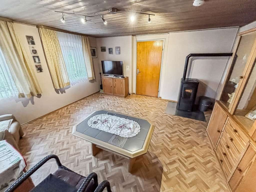 Immobilie in Dinkelsbühl - Einfamilienhaus mit Scheune und Potenzial in Dinkelsbühl-Bernhardswend - Bild 3