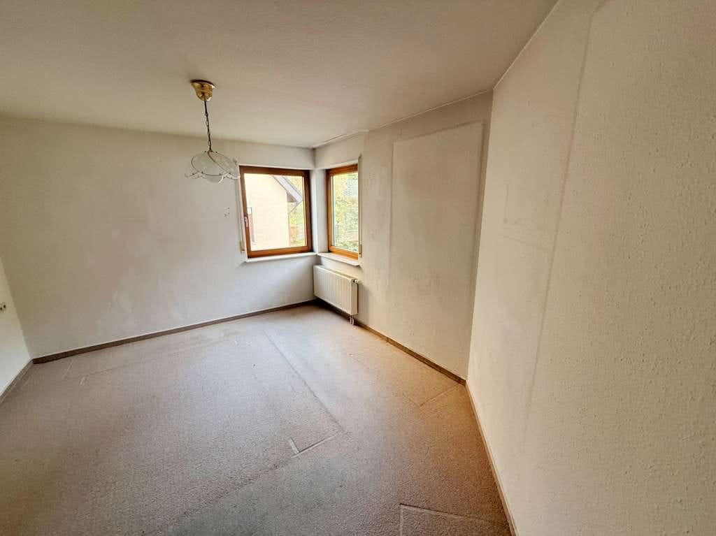Immobilie in Schorndorf - Helle 3-Zi.-OG-Wohnung in guter Lage von Schorndorf - Bild 3