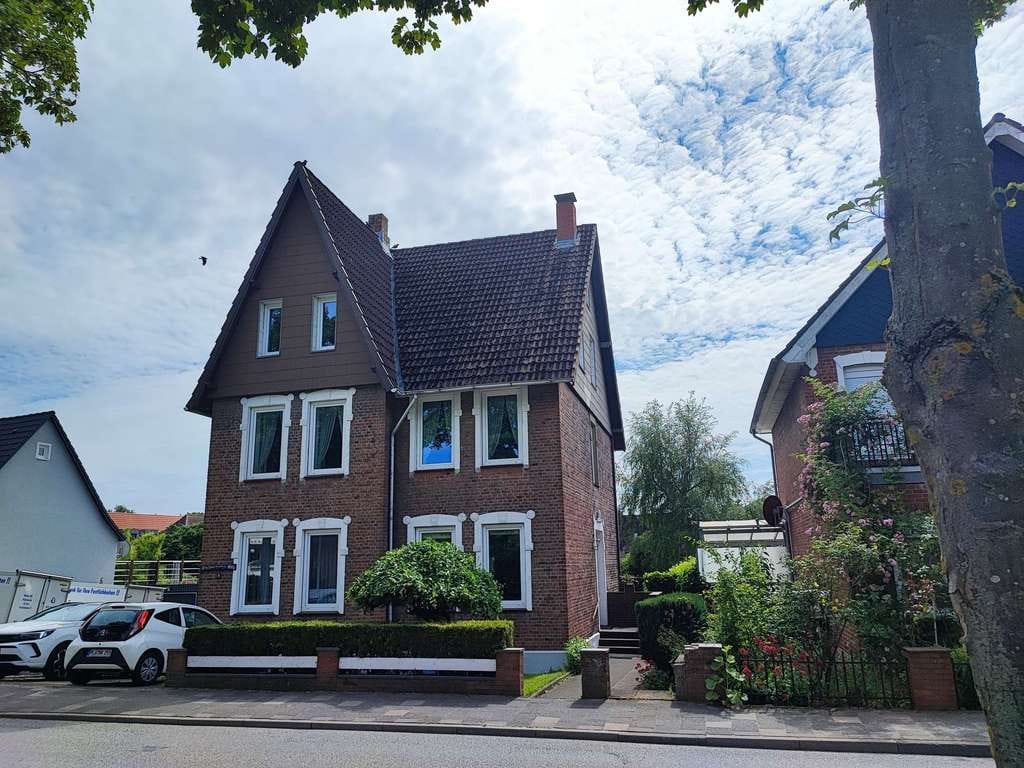 Immobilie in Laboe - 3-Zimmer-Wohnung in Gründerzeit-Villa - Bild 0