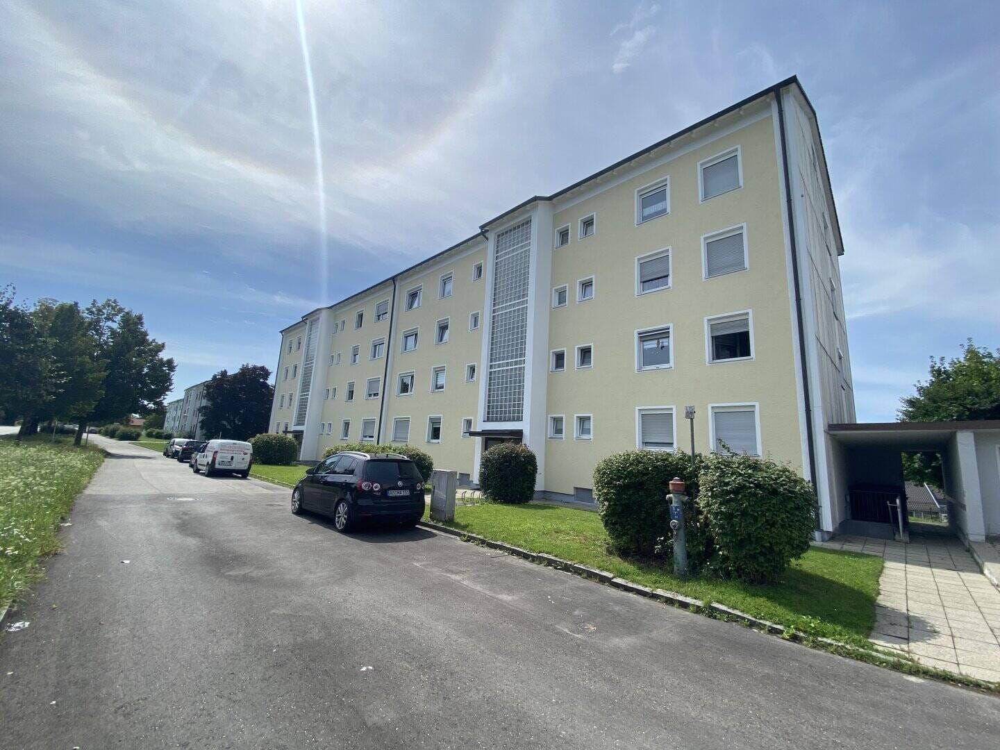 Immobilie in Burgkirchen an der Alz - Kapitalanlage: Vermietete 4-Zimmer-Wohnung in Burgkirchen! - Bild 0