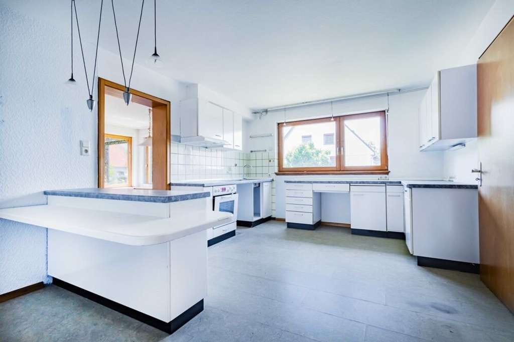 Immobilie in Herbolzheim - Teilrenoviertes Generationenhaus in Herbolzheim - Bild 2