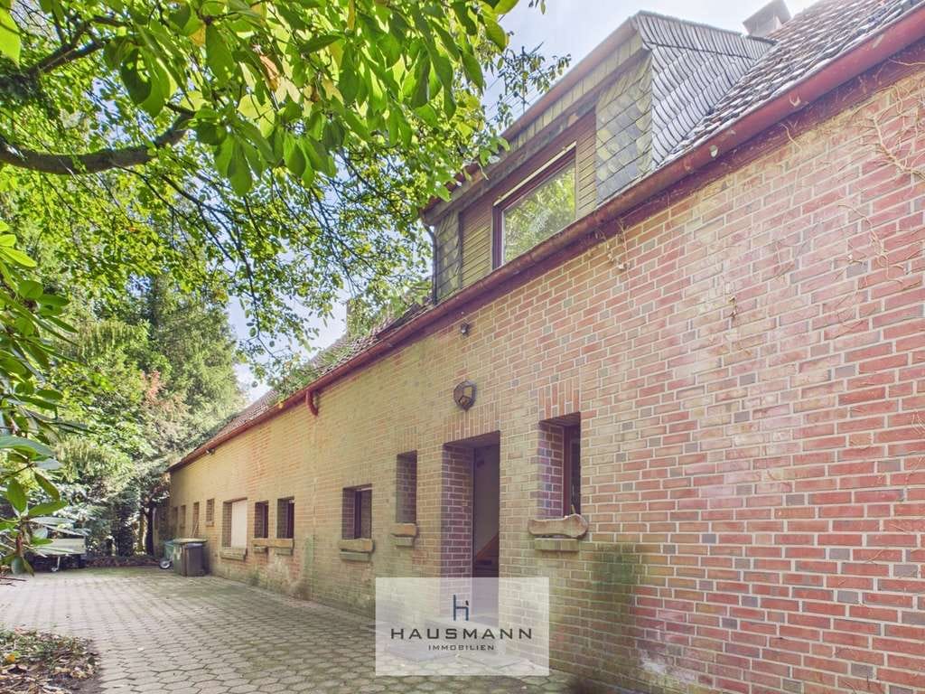 Immobilie in Goch - Traumhaus im Grünen in Goch: Sanierungsbedürftiges Landhaus auf Parkgrundstück mit 5.500m² - Bild 1