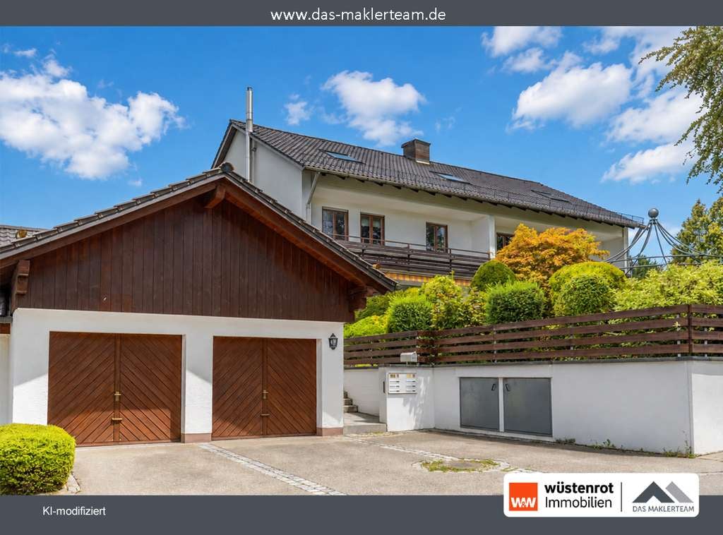 Immobilie in Oberhaching - Gepflegtes 5-Familienhaus auf großzügigem Grundstück - Bild 0