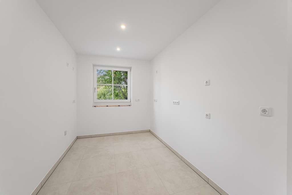 Immobilie in Grasbrunn - Ideales Zuhause für Familien - hochwertig modernisiert mit Raum für individuelle Gestaltung  - Bild 4
