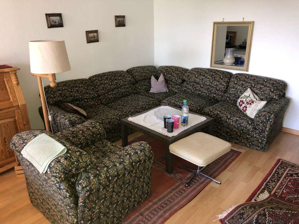 Immobilie in Freudenstadt - Helle 3-Zimmer-Whg. mit Balkon und Garage - Bild 2