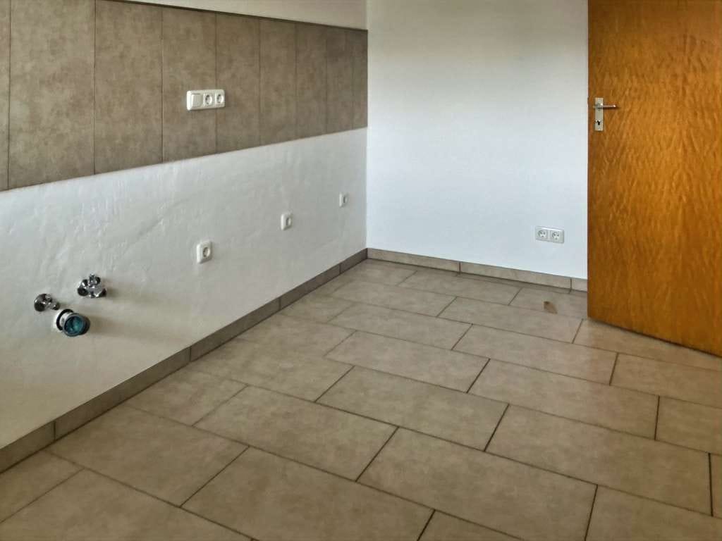 Immobilie in Hann. Münden - 3-Zimmer-Wohnung in zentraler Lage in Hann. Münden, mit Balkon und Garage, frei - Bild 4